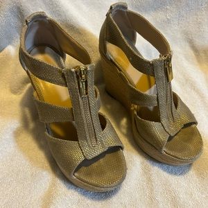 MICHAEL Michael Kors Womens Berkley Canvas Wedge Sandals Shoes
